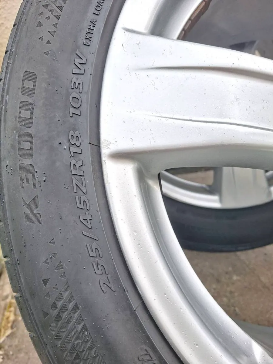 Genuine Mercedes 18" alloys - Image 4