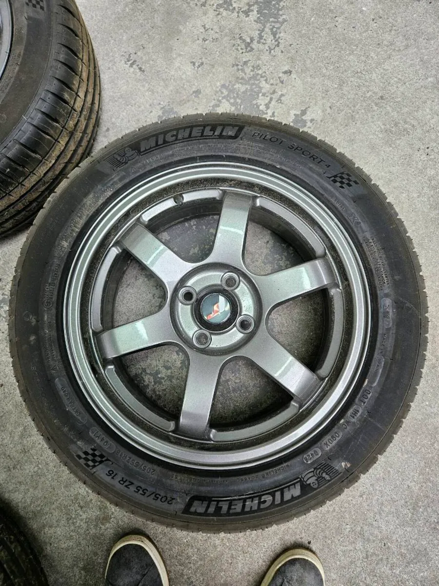 Jr3 4x100 alloys - Image 1