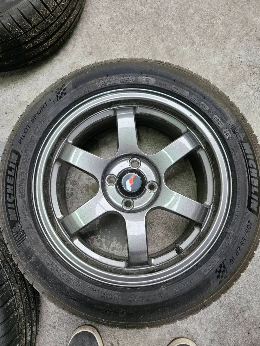 Jr3 4x100 alloys - Image 2