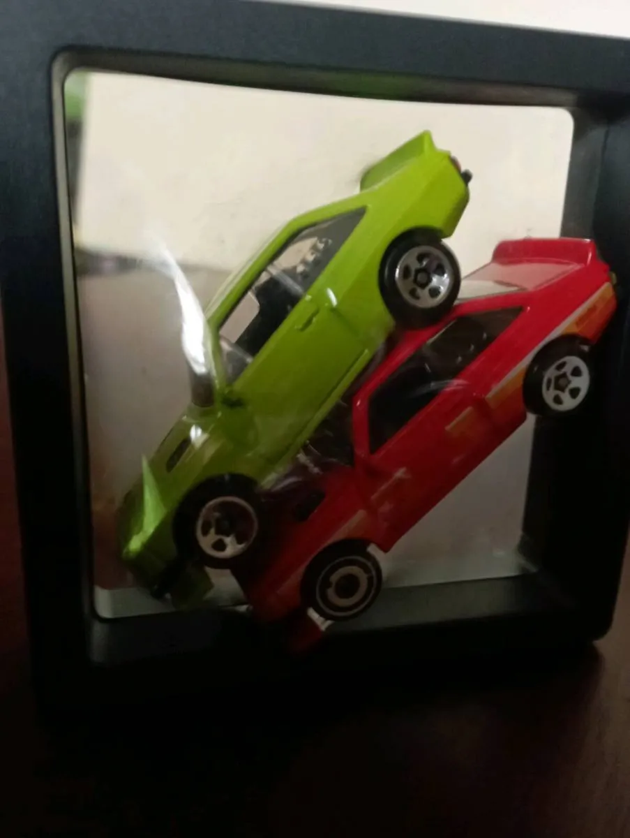 {2} VINTAGE DIE-CAST MODLE FORD  ESCTORS   RS1800 - Image 1