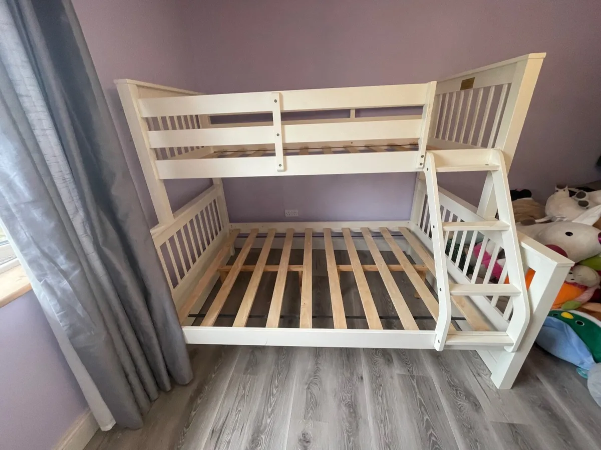 Triple bunkbed - Image 1