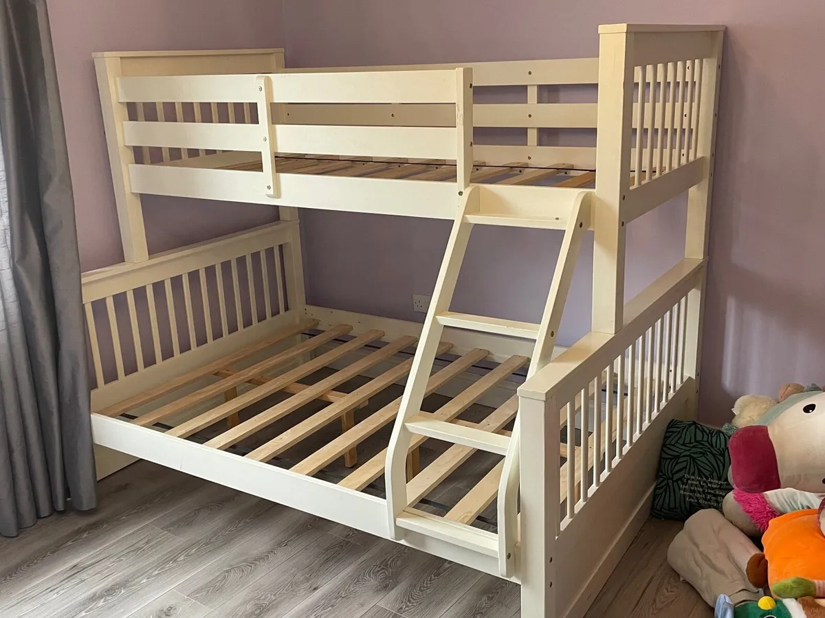 Triple bunkbed - Image 2