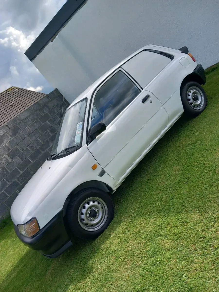 Toyota starlet van - Image 4