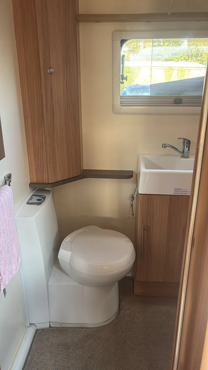 Caravan - Image 4