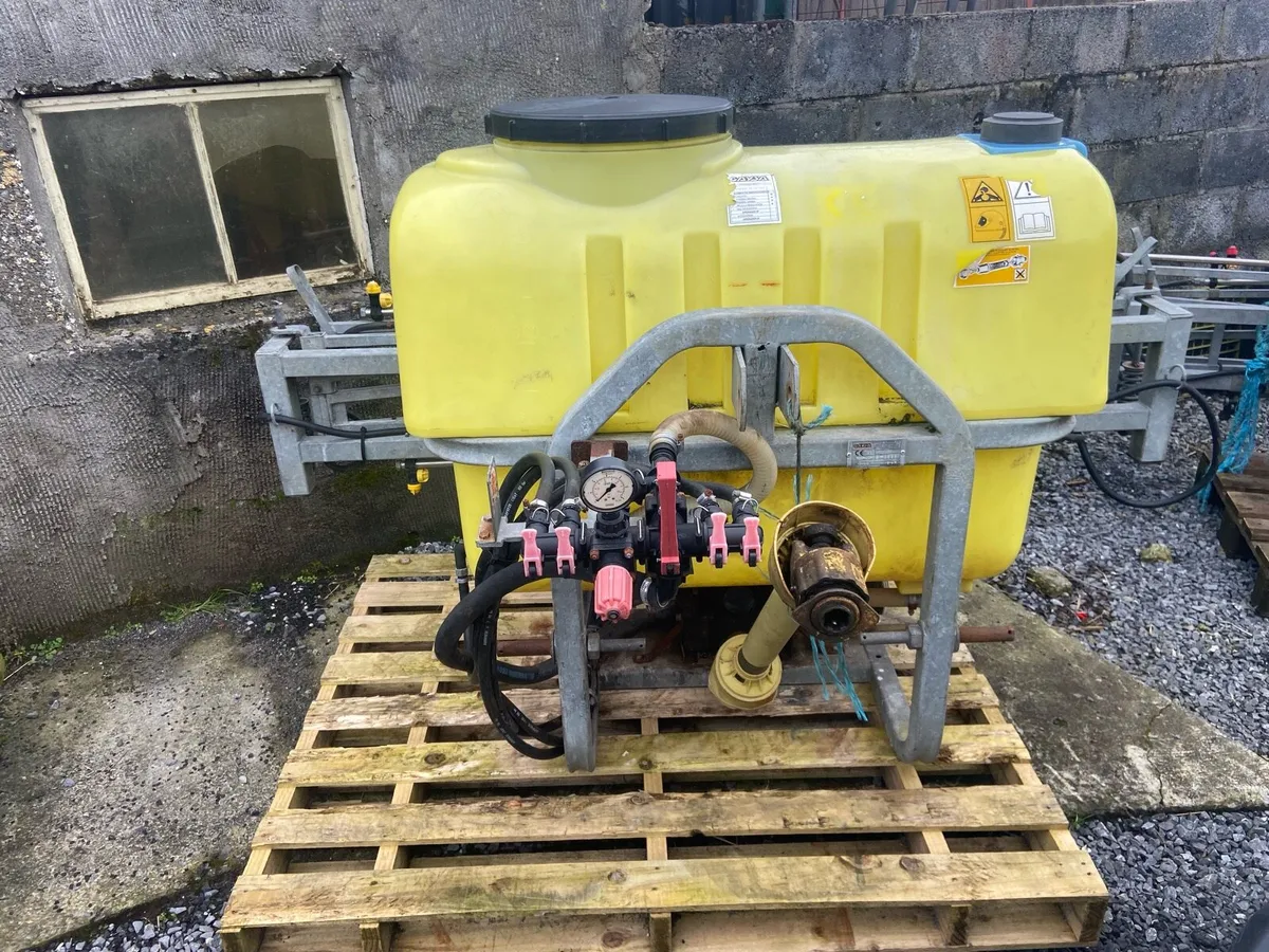 2 Gaysa sprayers 400ltr and 800ltr - Image 1