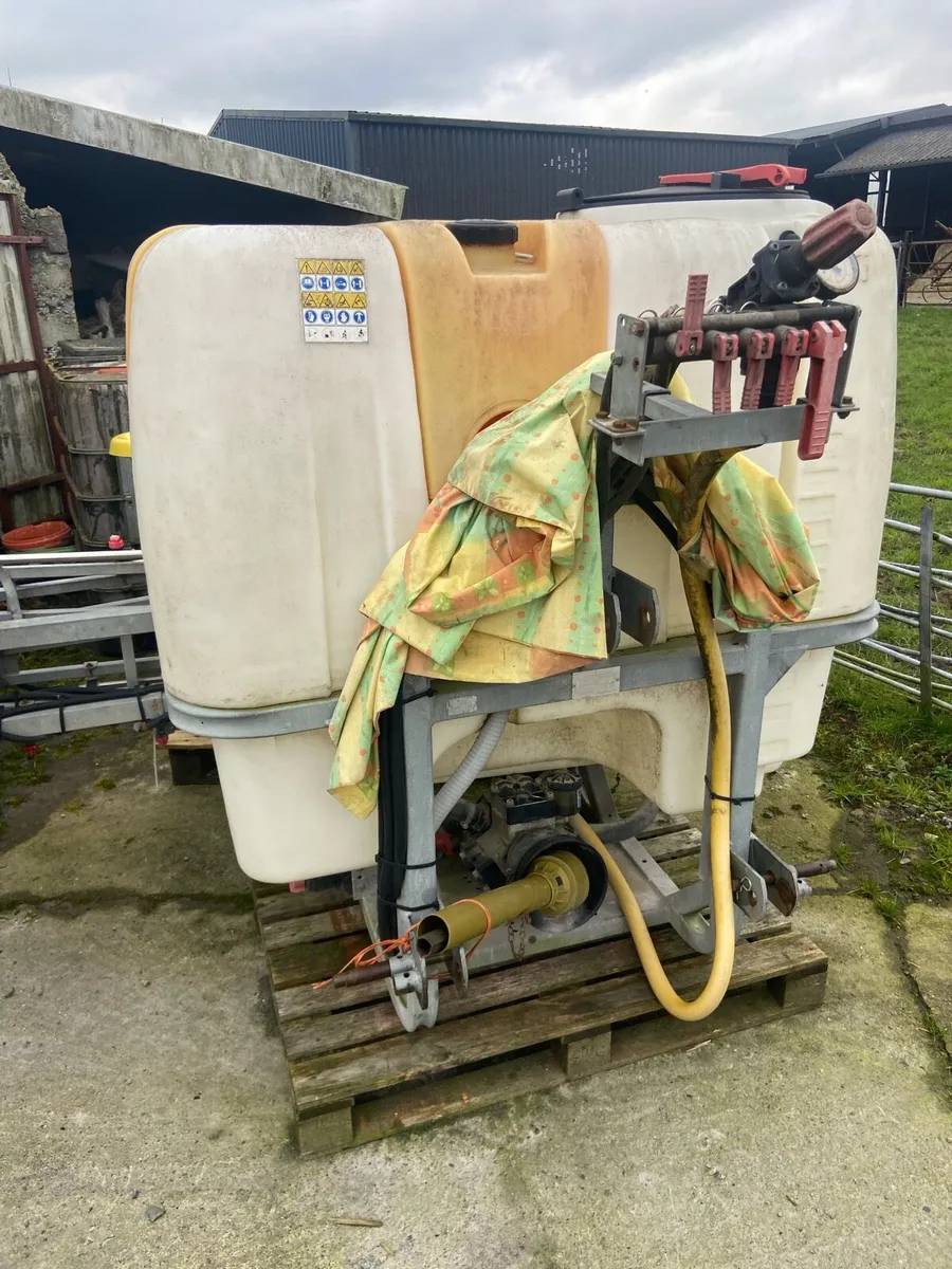 2 Gaysa sprayers 400ltr and 800ltr - Image 2