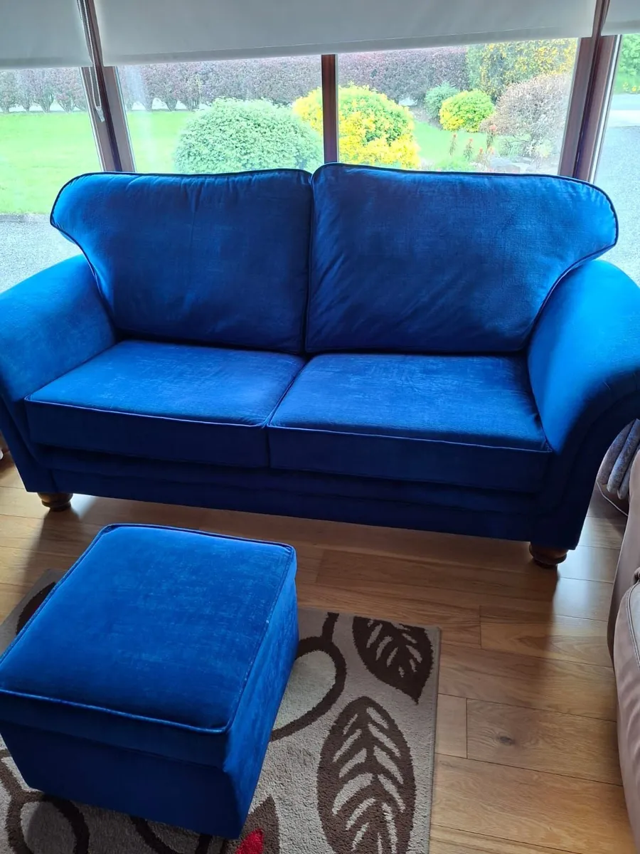 Beautiful Blue Living Room Furniture Set - Image 1