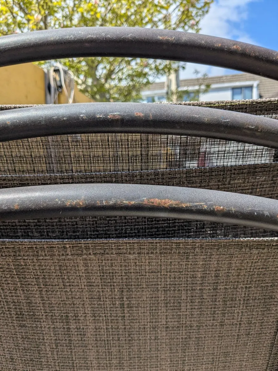 Garden table and 5 chairs - Image 3