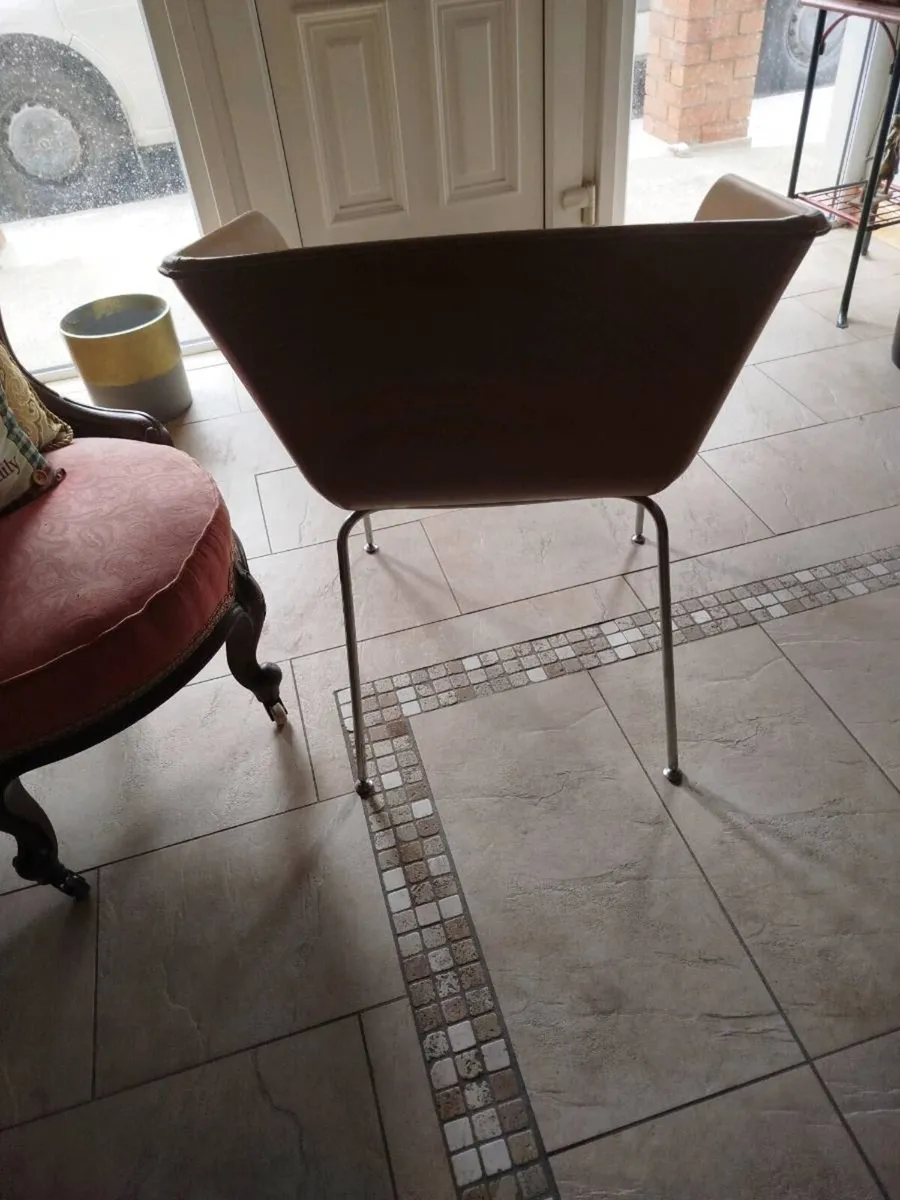 Leather bucket chair for sale. - Image 3