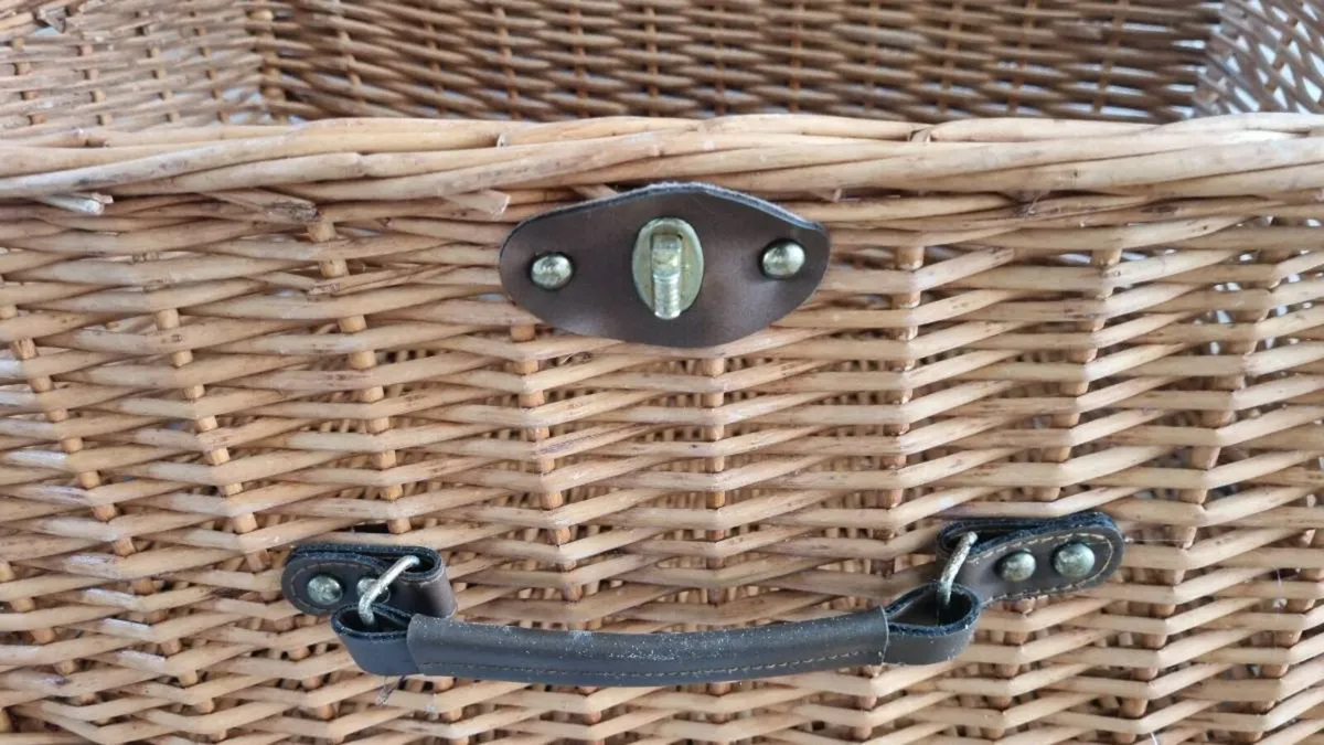 Large Hamper Basket - Image 4