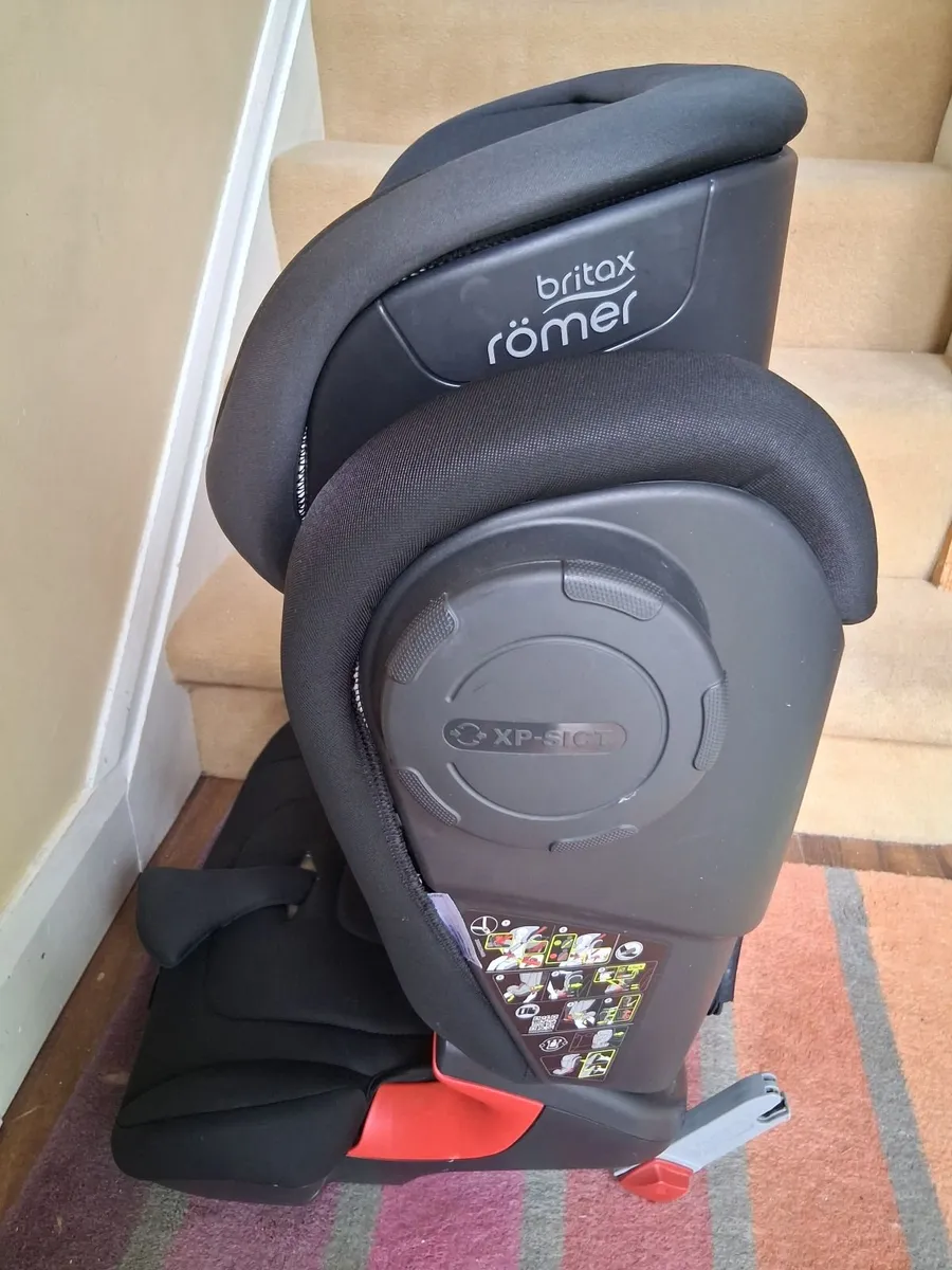Kid's Car Seat - Image 4
