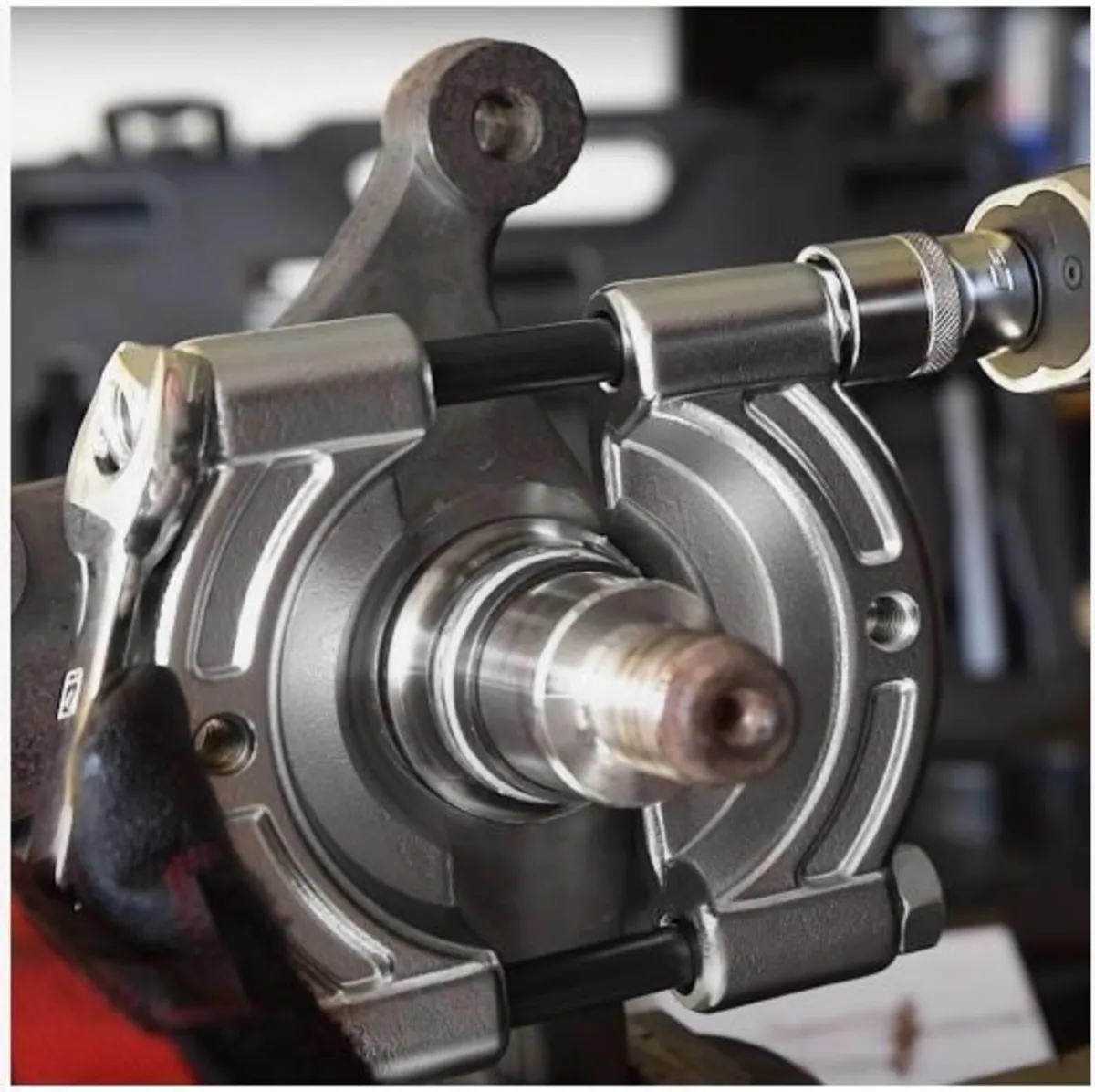 Bearing Puller Kit, 14-Piece 5 Ton Capacity - Image 4