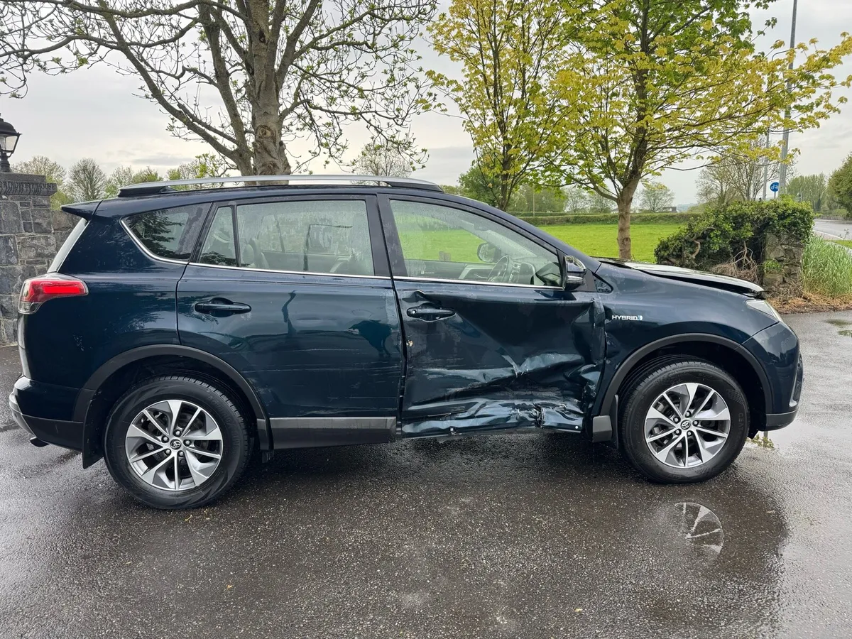2017 Toyota RAV4 Hybrid - Image 1