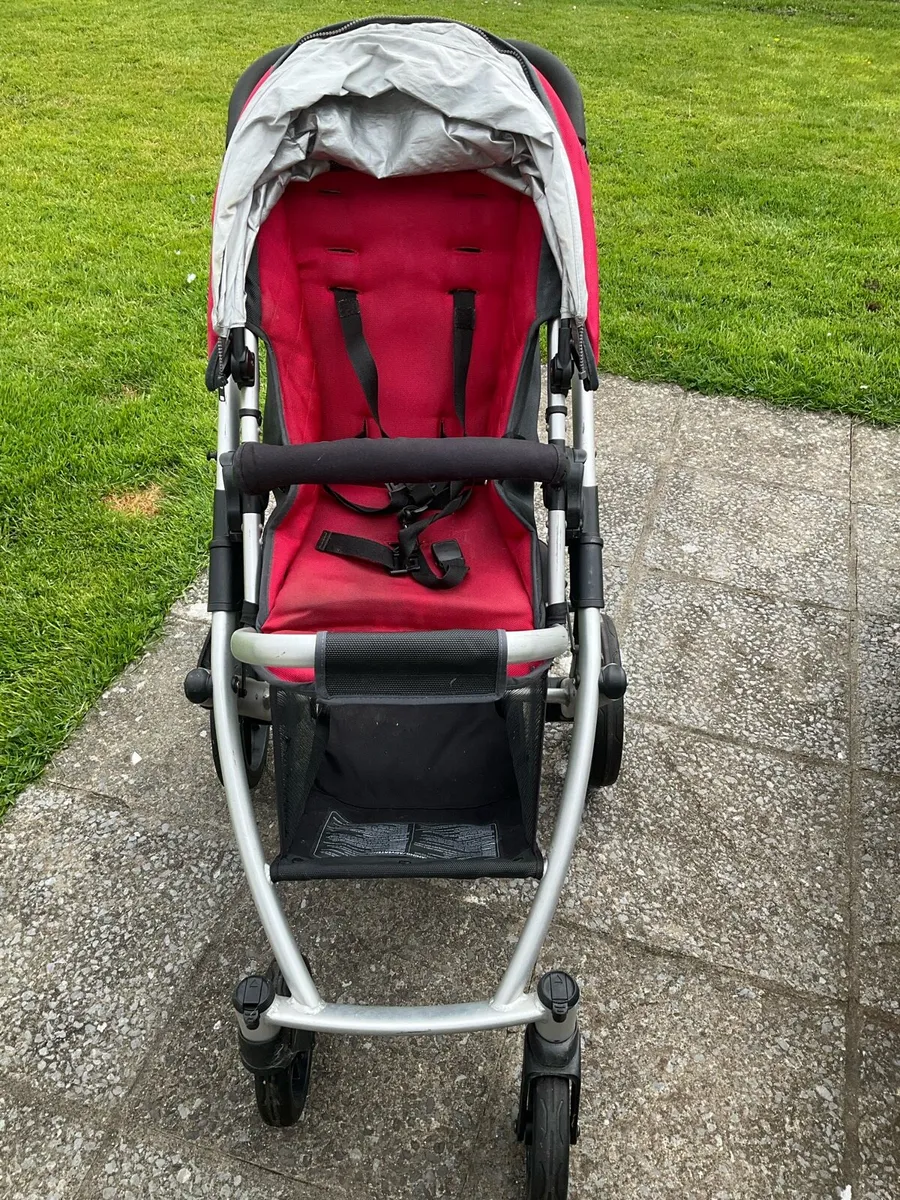 Pram - Image 1