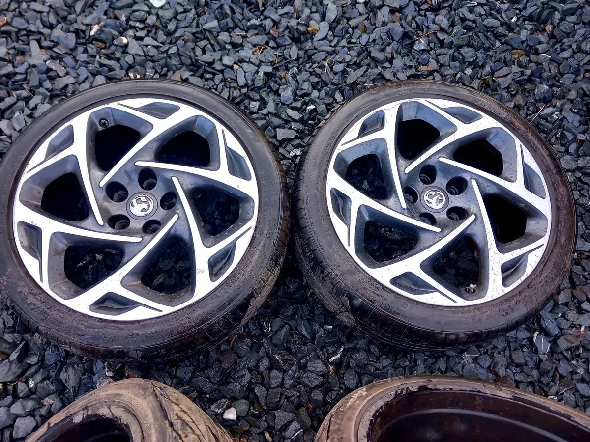 5x120 Insignia 19inch Alloys • Excellent Tyres • - Image 2