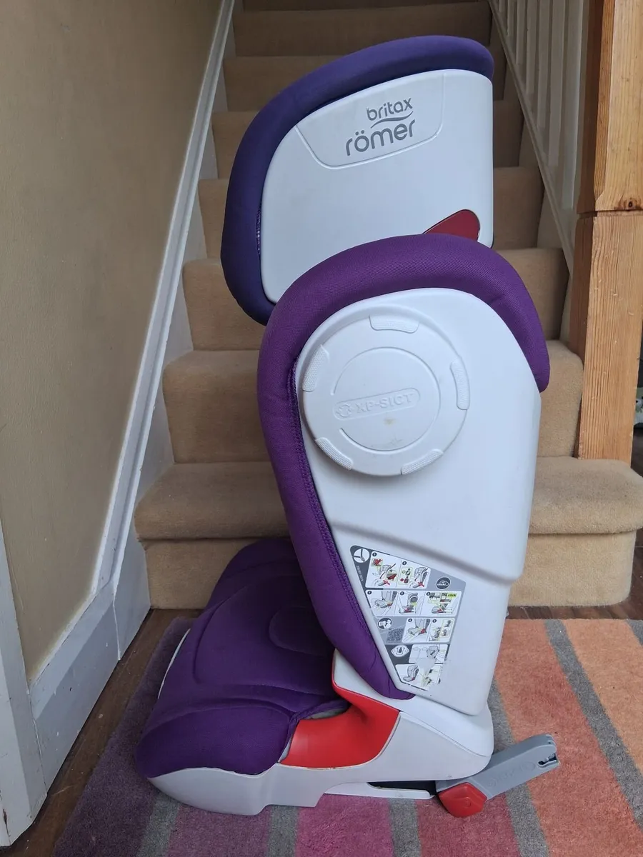 Girl's Car Seat - Image 3