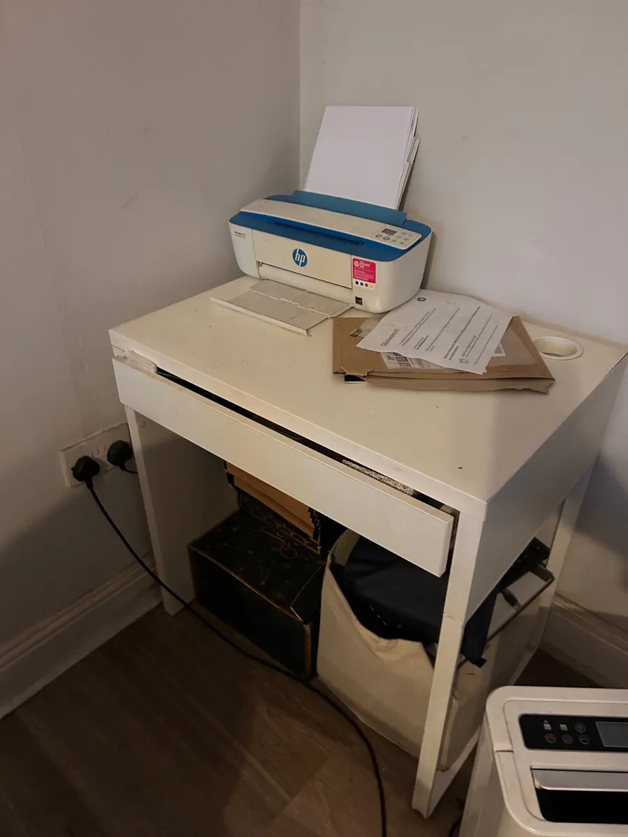 Free to take: desk & chair - Image 1
