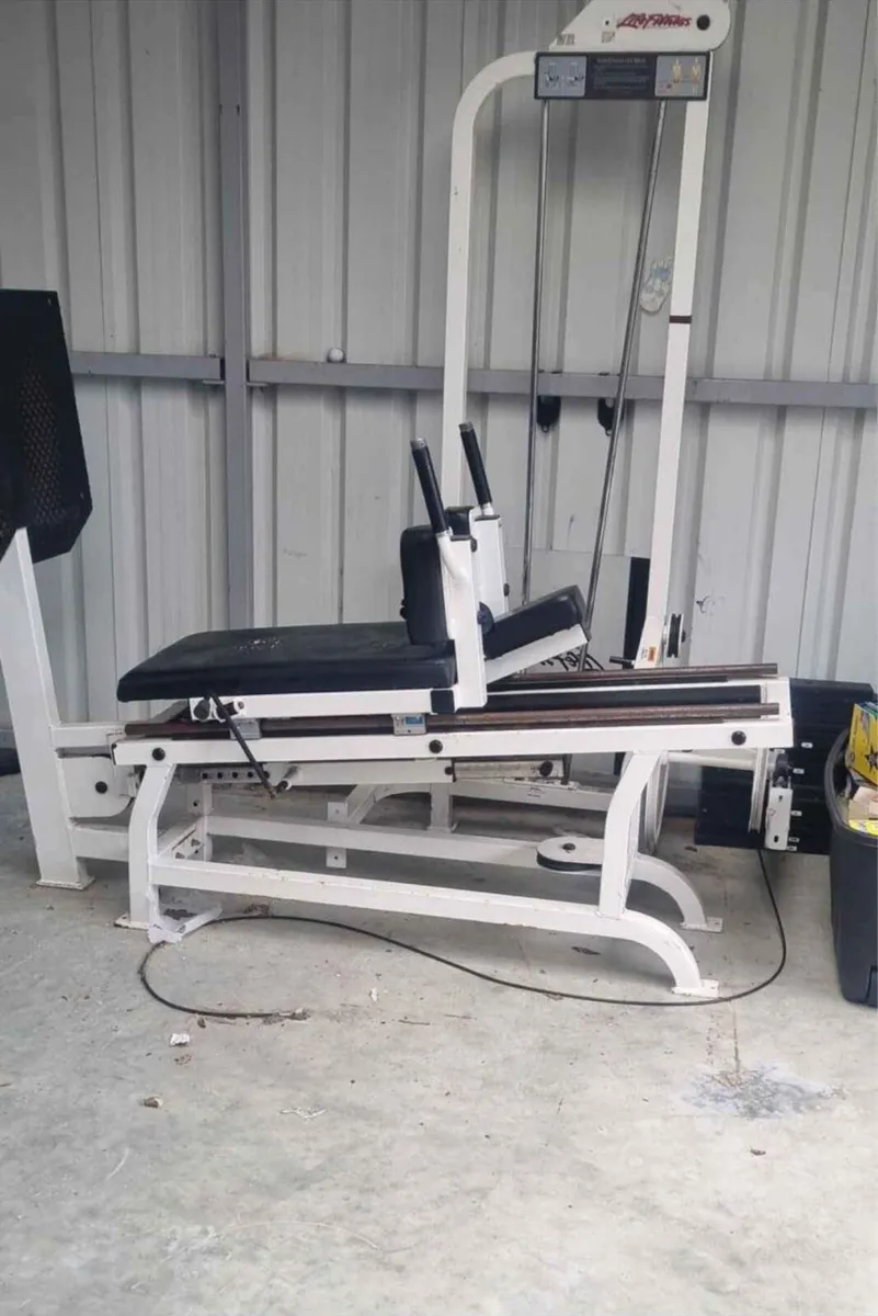 Life Fitness Pro 1 Horizontal Leg Press - Image 1