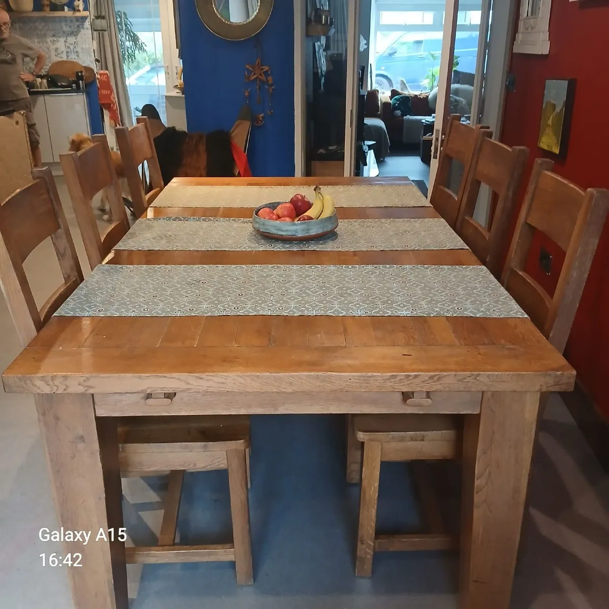 Oak table and chairs - Image 3