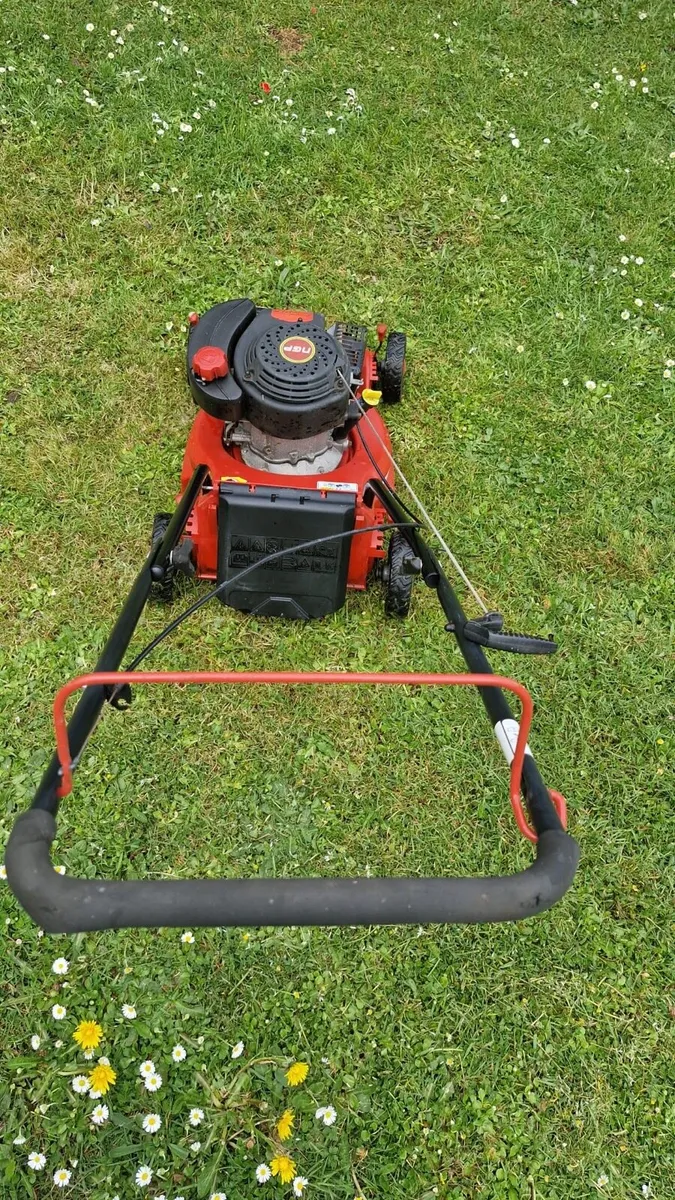 Push Lawnmower - Image 2