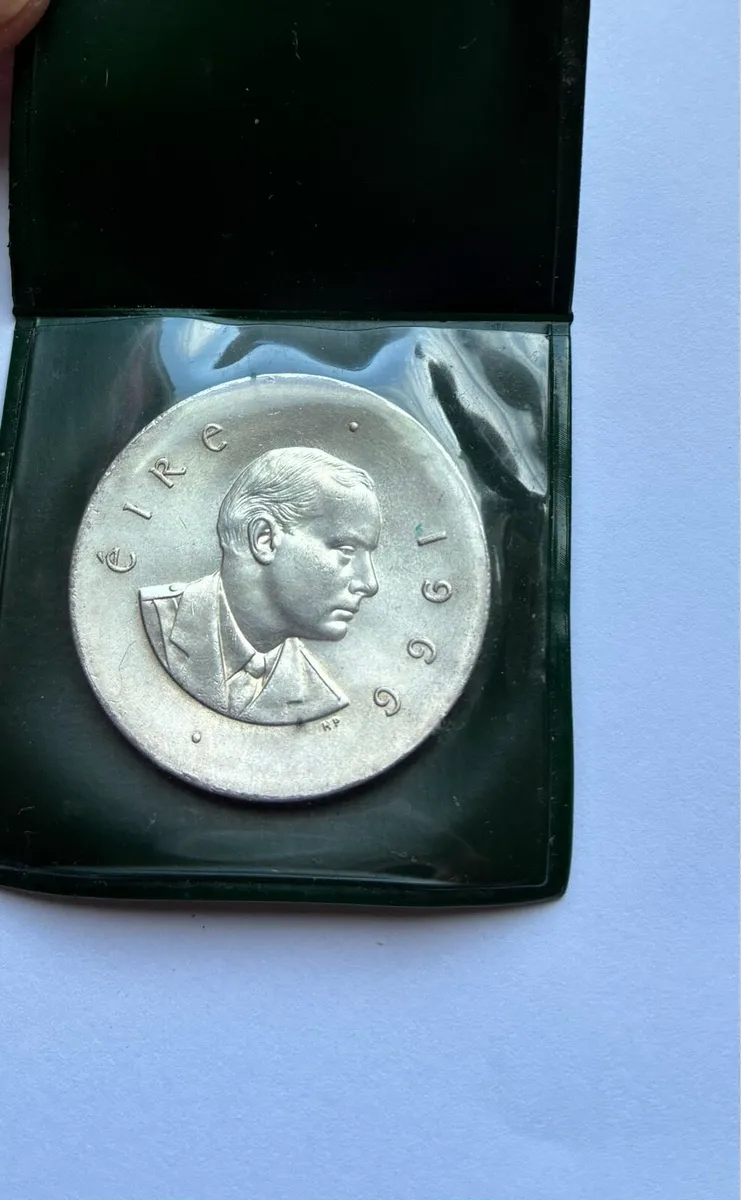 Padraic Pearse Commorative 1966 Coin - Image 4