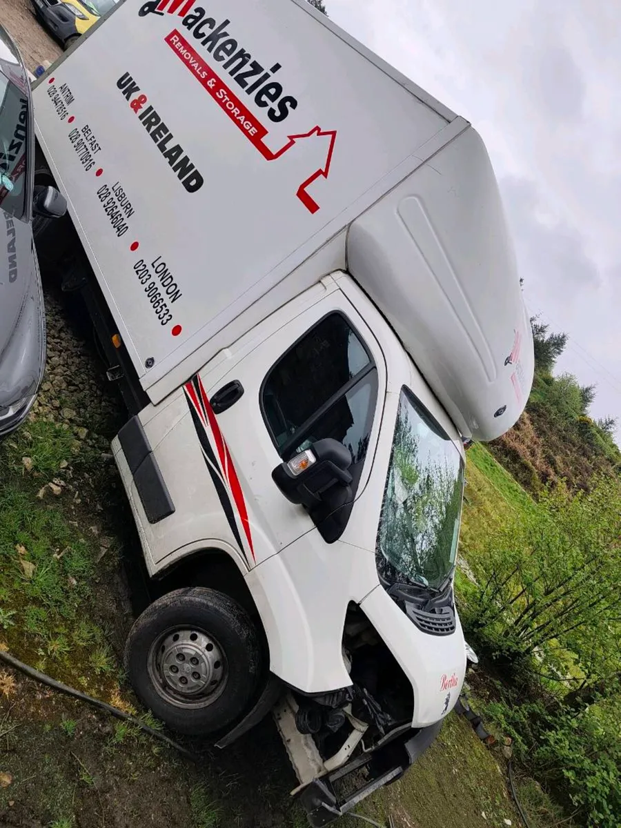 Peugeot boxer 2018 lutton - Image 1