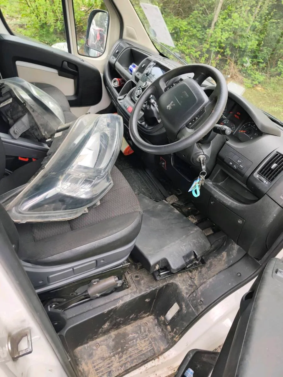 Peugeot boxer 2018 lutton - Image 3