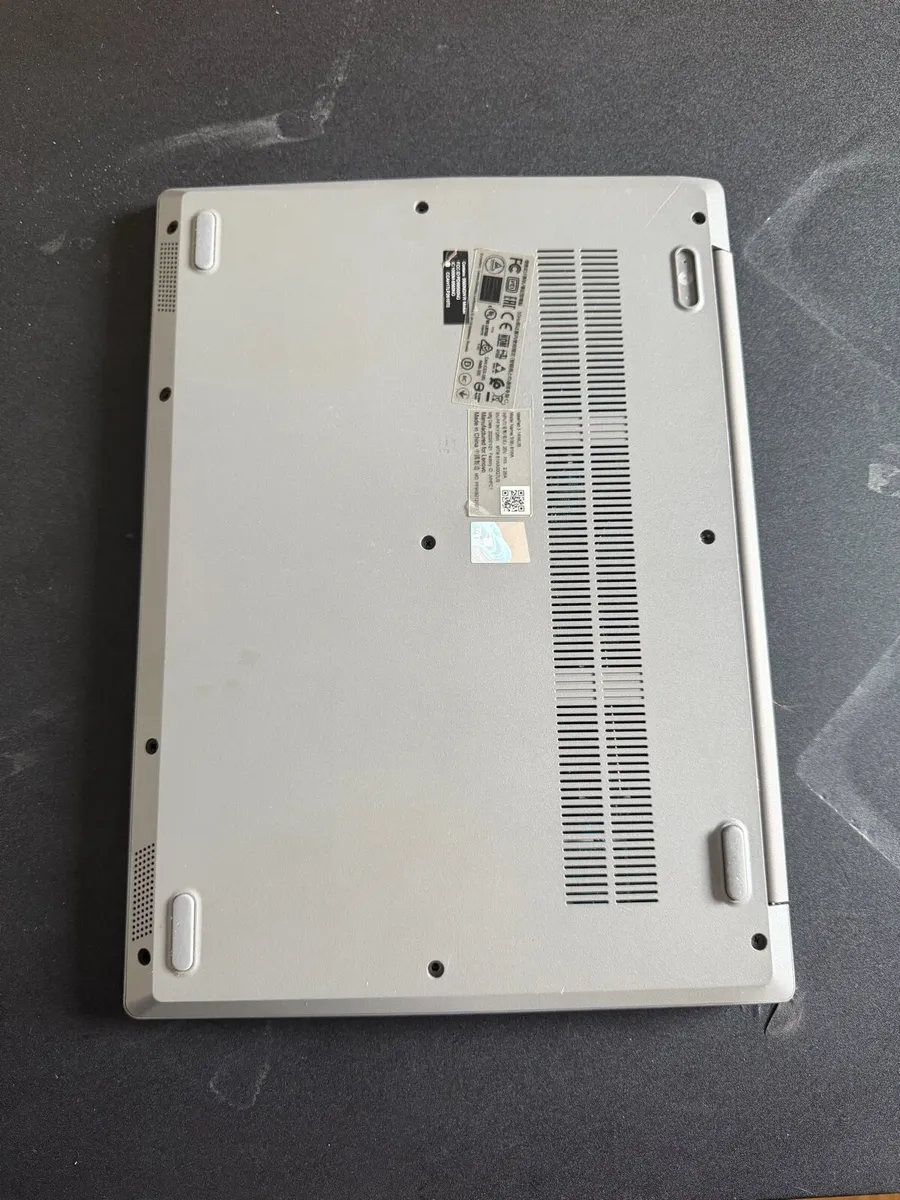Laptop - Image 3