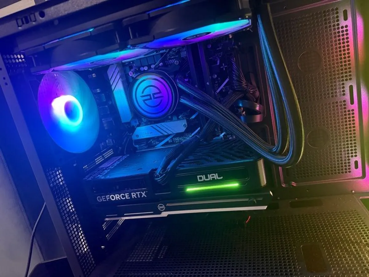 gaming pc, keyboard and mouse - Image 3