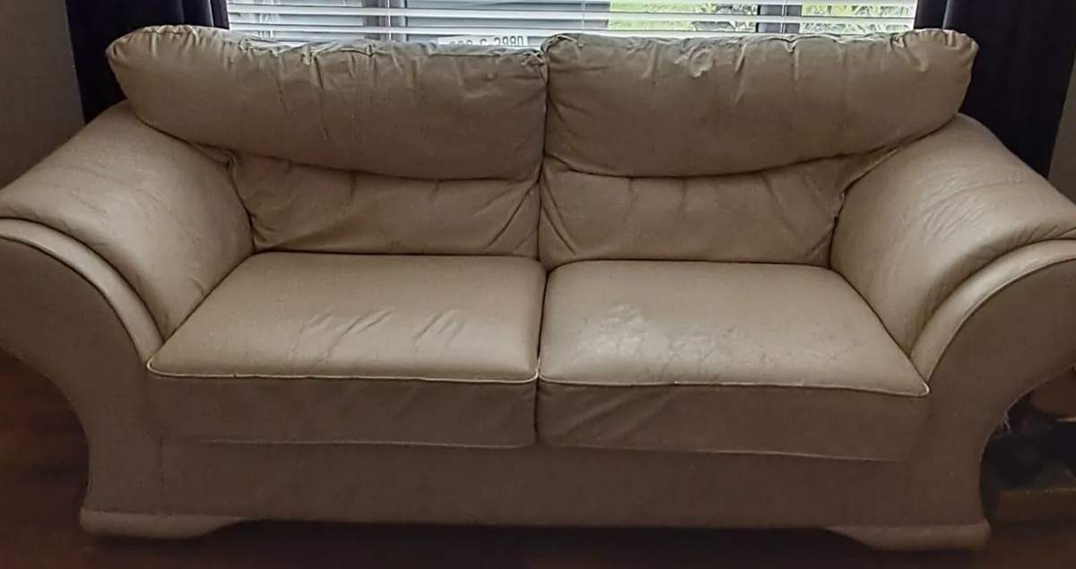 3 seater and 2 seater couch - Image 2