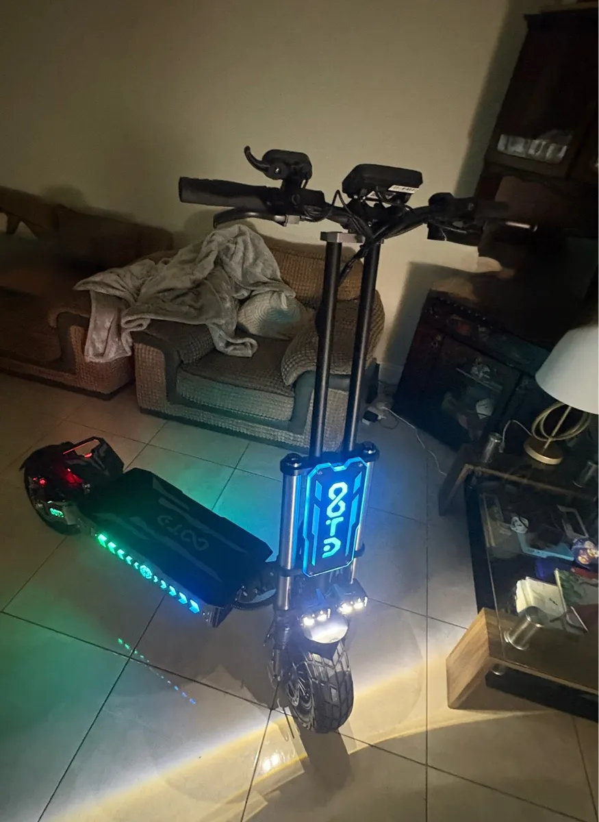 Electric scooter OOTD T90 - Image 1