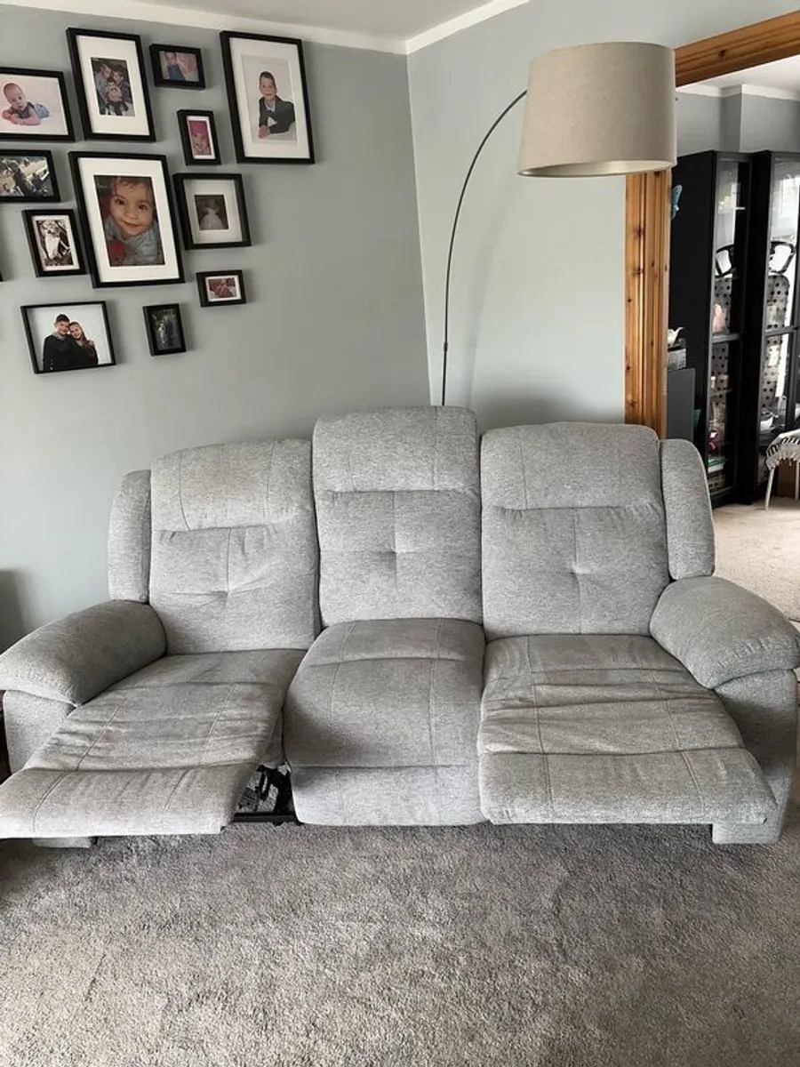 sofa - Image 2