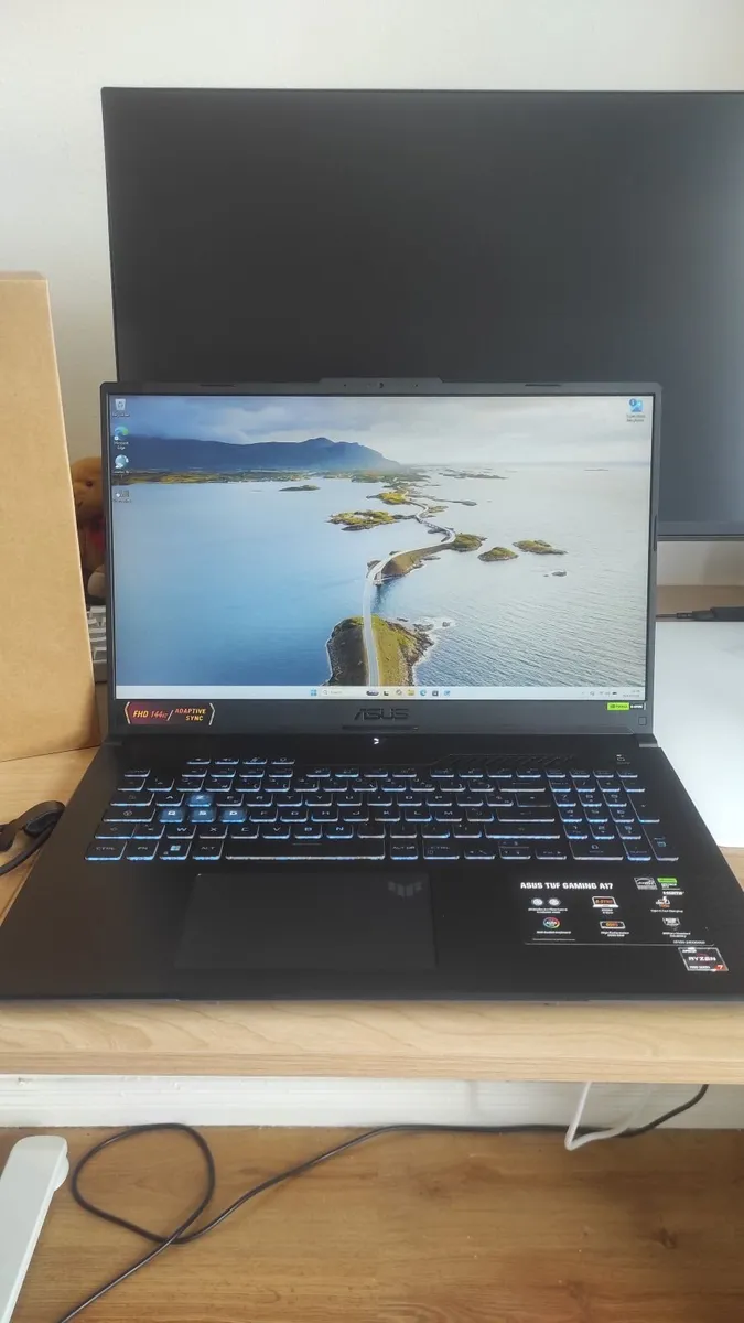 ASUS TUF A17 RTX 4060 Ryzen 7 – Like New - Image 1