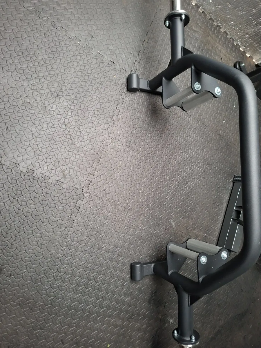 open hex bar / rogue axle bar / ez curl bar - Image 3