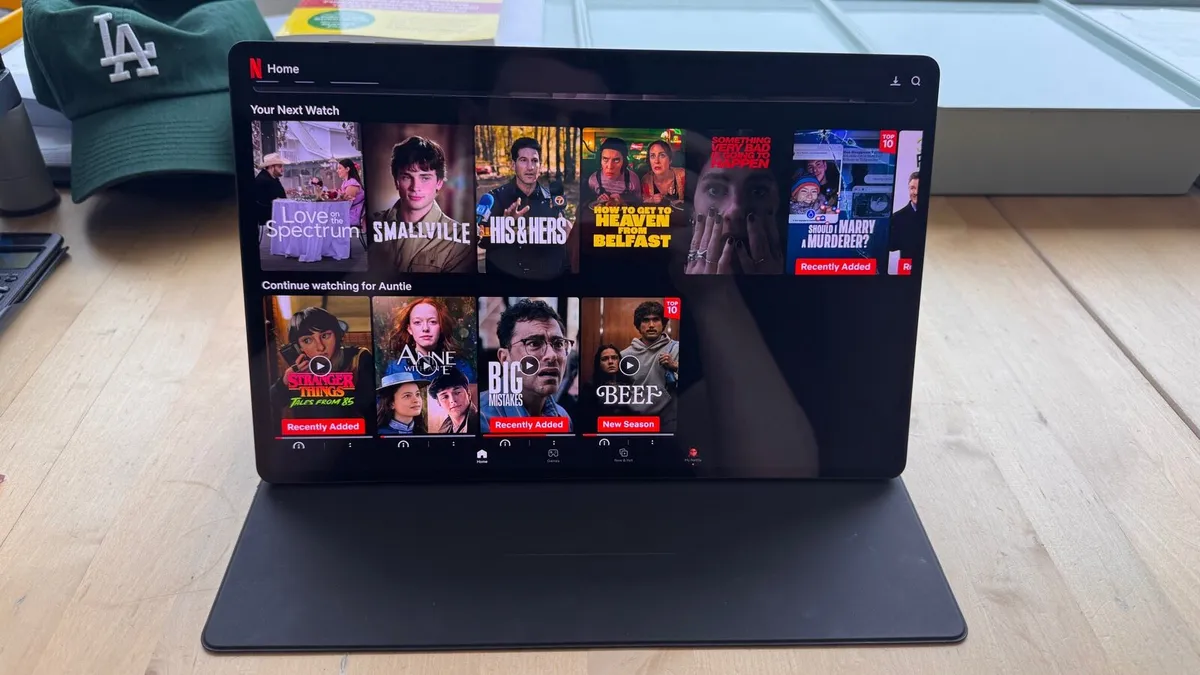 Samsung Galaxy Tab S8 Ultra (Wifi+5g Version) - Image 2
