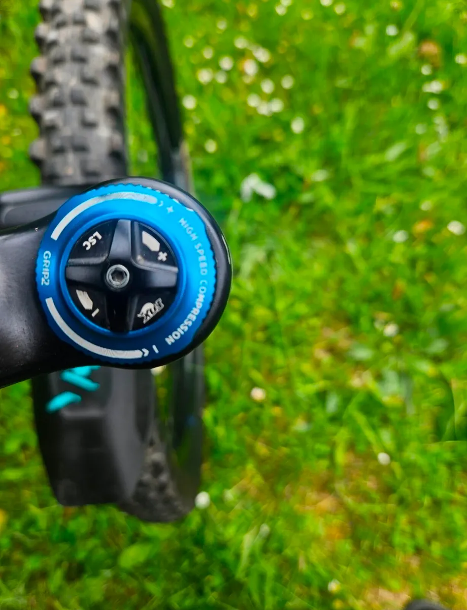 Mountain bike - Image 2