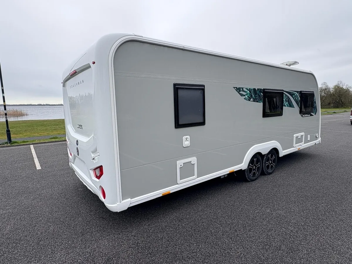 2025 Coachman Acadia 660 Extra - Image 3