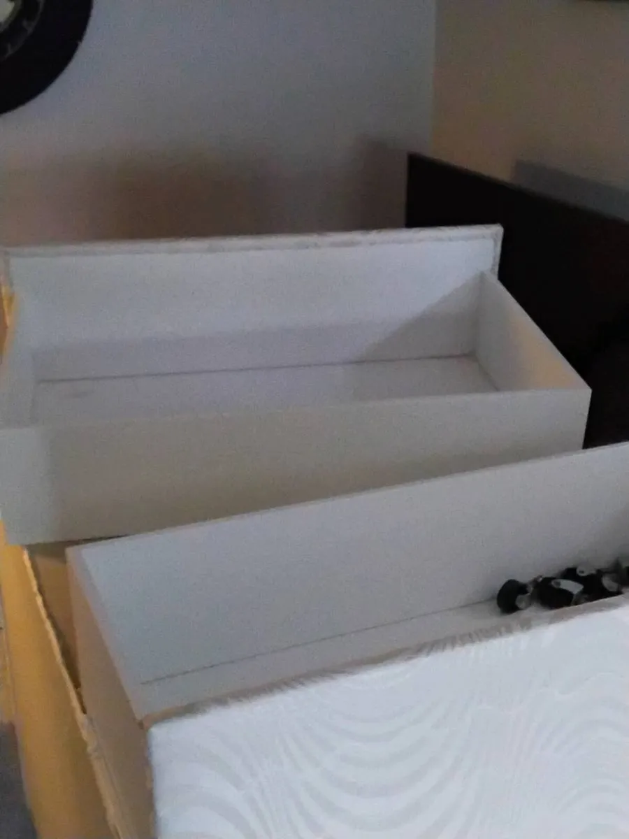 Double divan base with four drawers - Image 3