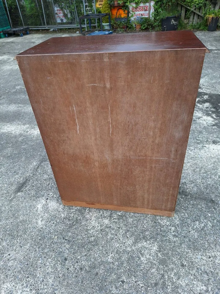 Beautiful vintage Rossmore chest of drawers - Image 4