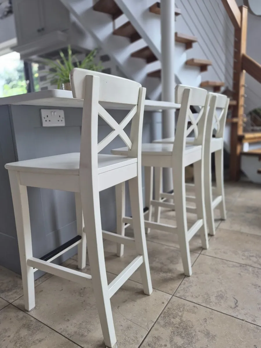 Bar stools - Image 1