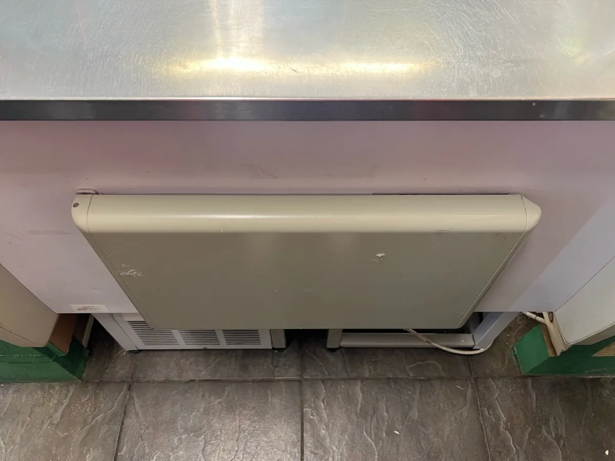 Commercial Display Fridge – Excellent Condition - Image 3