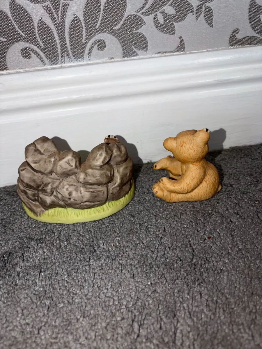 Vintage Franklin Mint Bear Figurine - Image 3