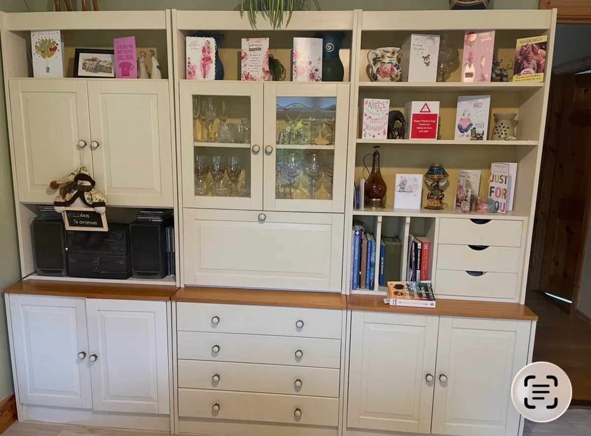 Shelving unit - Image 1