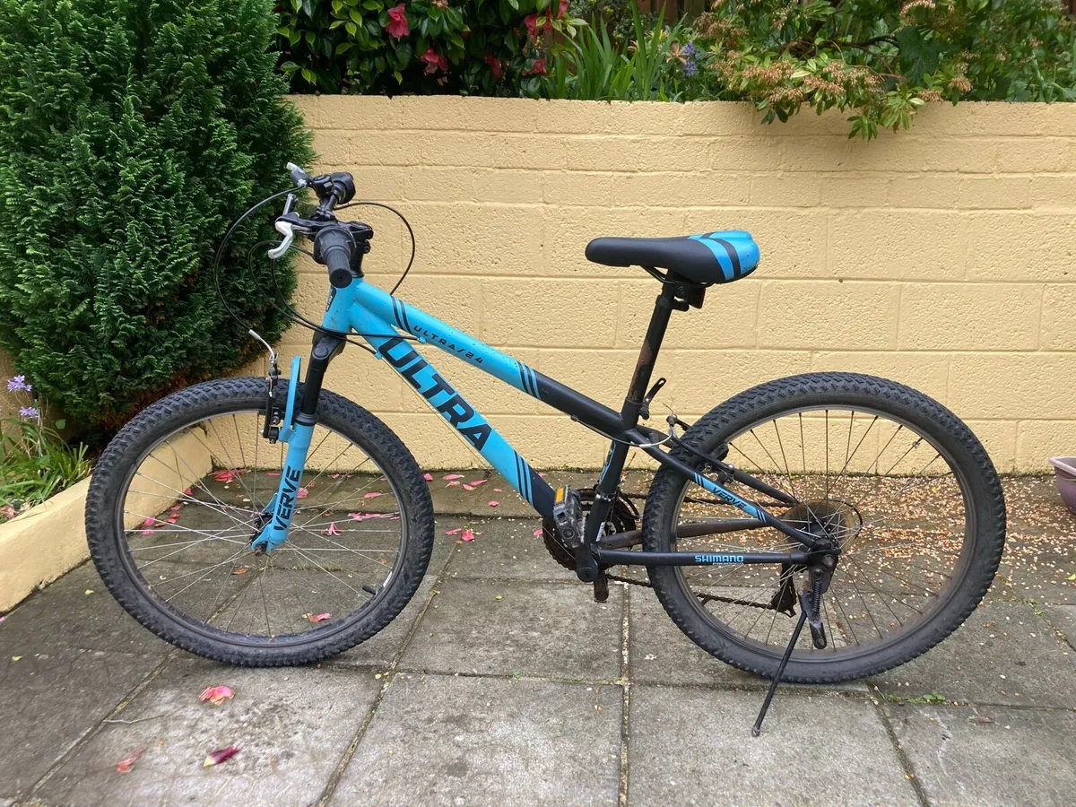 Child’s Bike - Image 2