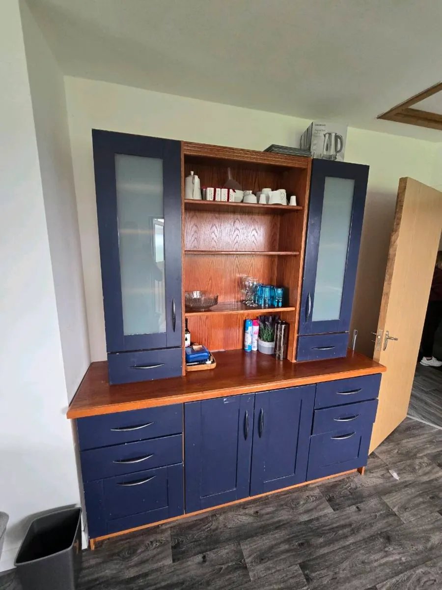 Kitchen unit - Image 1