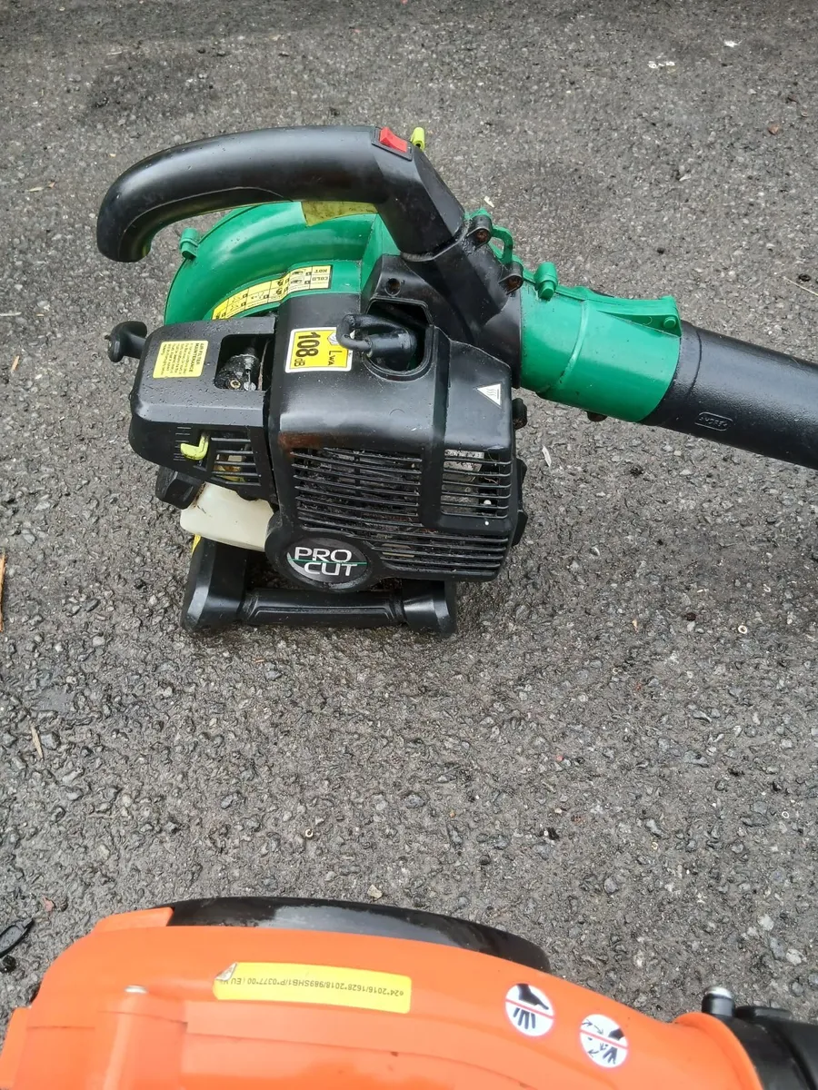 2 leaf blower petrol read about add priced - Image 4