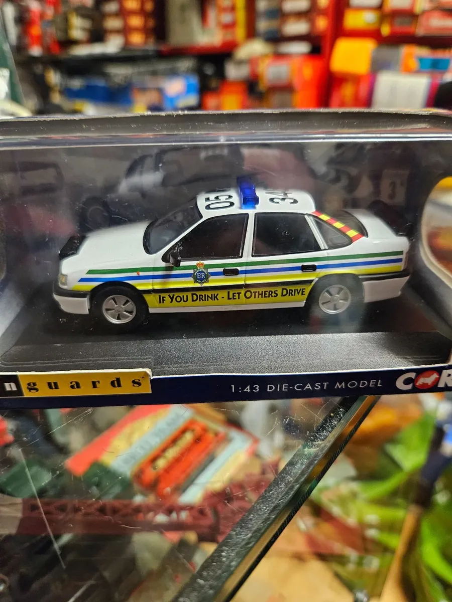 Corgi Police Car - Image 1