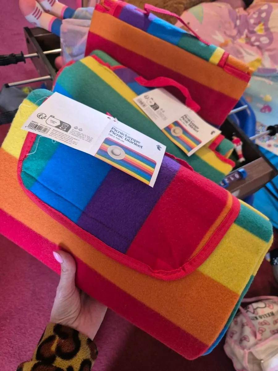 Pride picnic blankets - Image 1