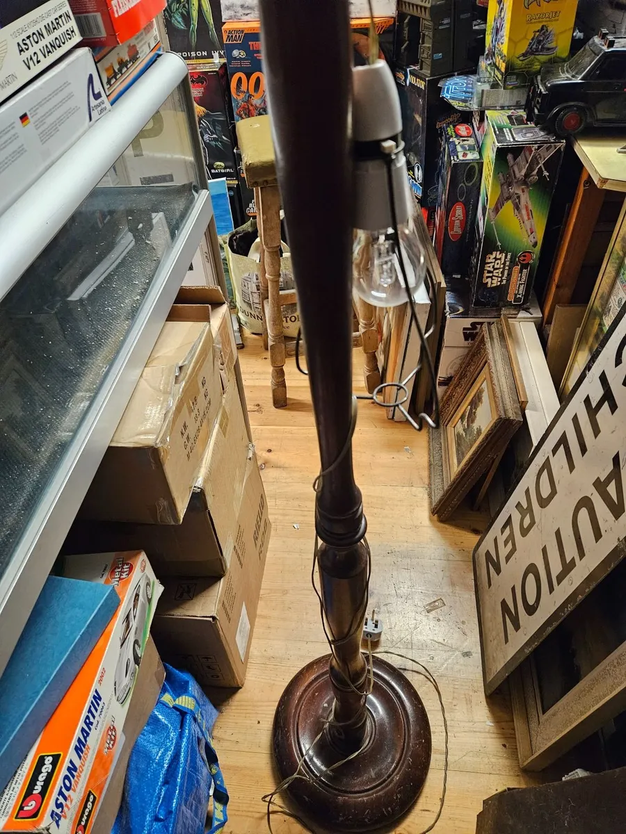 Vintage Lamp - Image 4