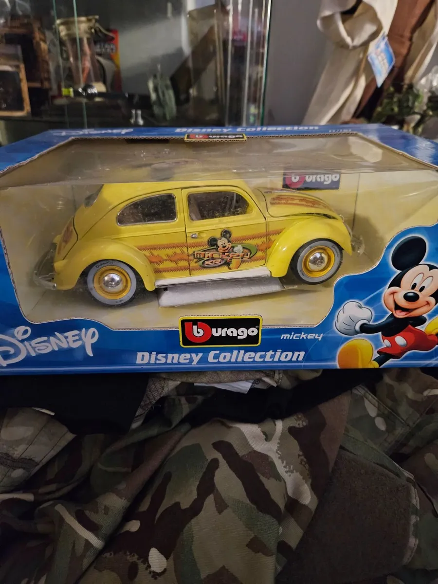 Corgi Burago VW Beetle Mickey Mouse 1.18 - Image 2